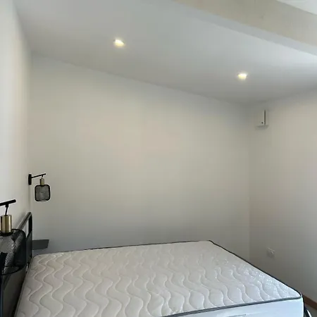 A Moins De 10 Minutes De La Cite Medievale De Apartment *