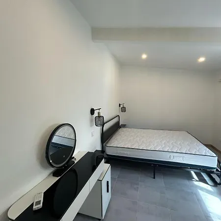 Apartment A Moins De 10 Minutes De La Cite Medievale De *