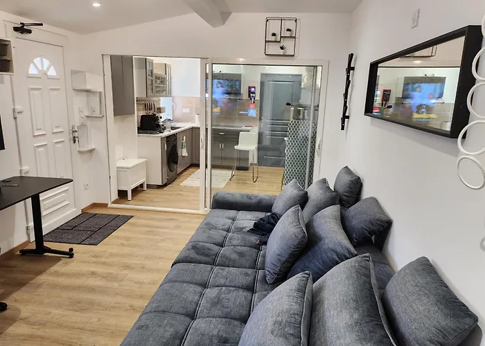 A Moins De 10 Minutes De La Cite Medievale De * Carcassonne