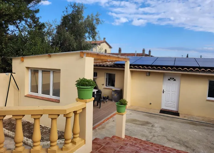 A Moins De 10 Minutes De La Cite Medievale De