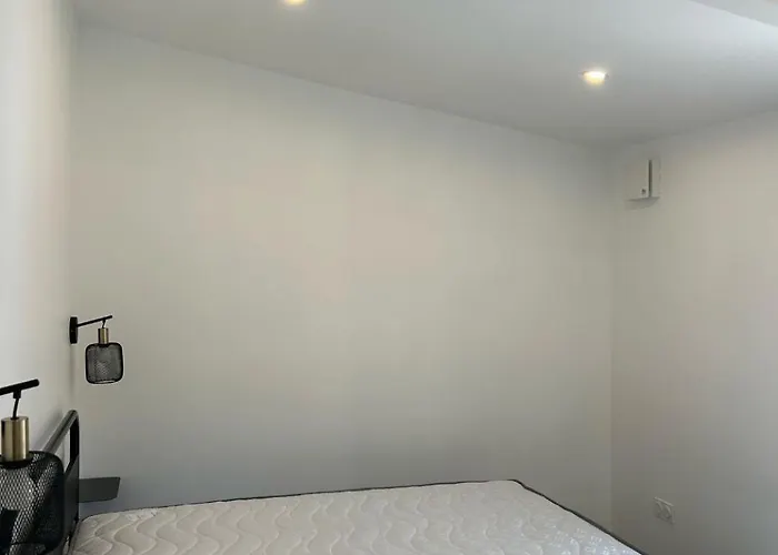 A Moins De 10 Minutes De La Cite Medievale De Apartment *